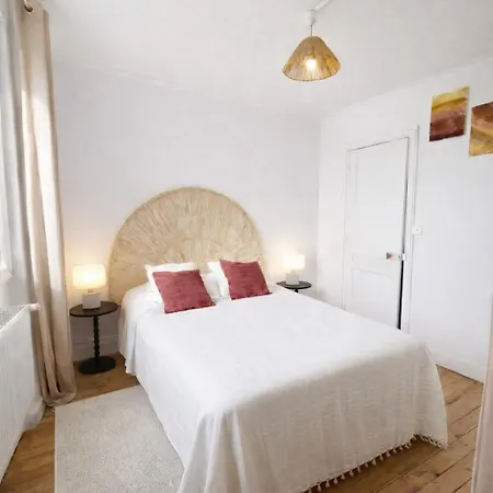 Peaceful Haven With Sea View Comfort And Charm Гавр