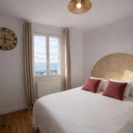 Peaceful Haven With Sea View Comfort And Charm